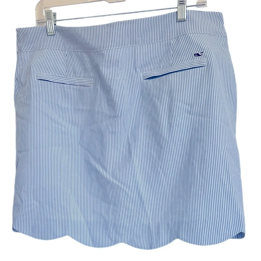 Vineyard Vines Performance Lt Blue & White Skirt with attached Shorts Liner - Picture 3 of 5